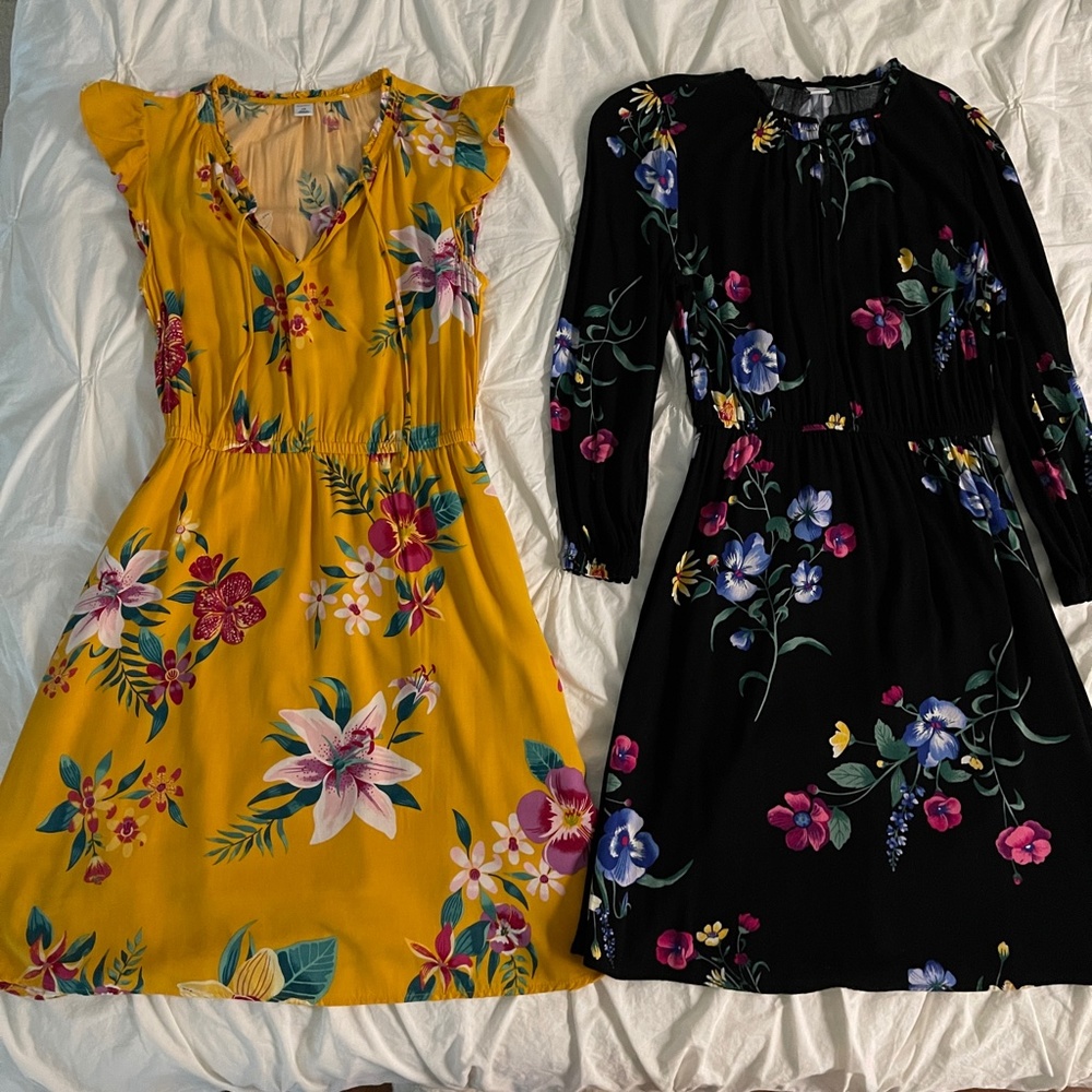 Old Navy Floral Print Dresses Bundle (XS)